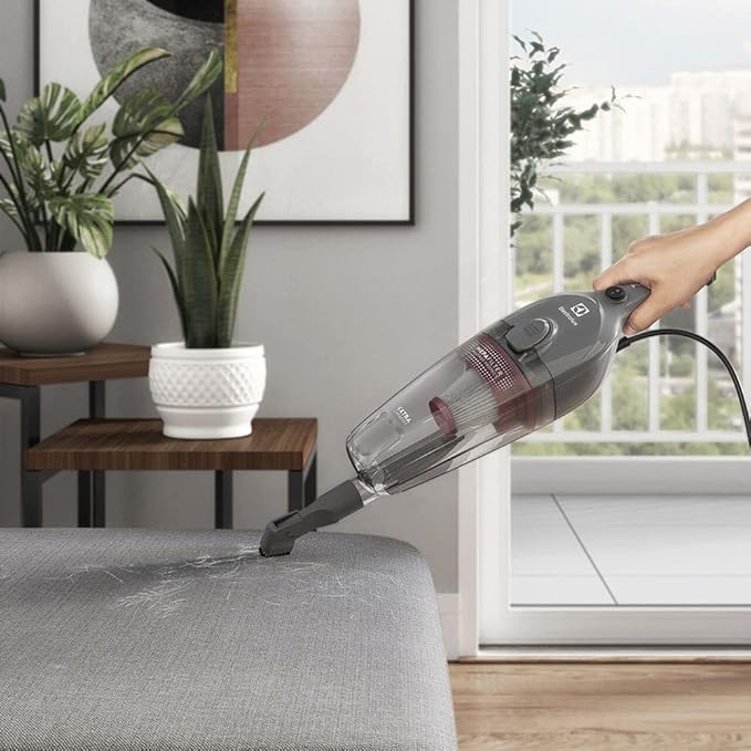 Electrolux, Aspirador pó vertical com fio portátil de mão 2 em 1 potente 1450W cabo 6m capacidade 1,6L filtro HEPA Electrolux STK15 127V Cinza Urban Grey STK